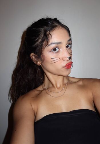 Ava justin page 3 image