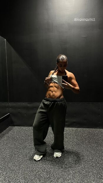 Ava kelly image