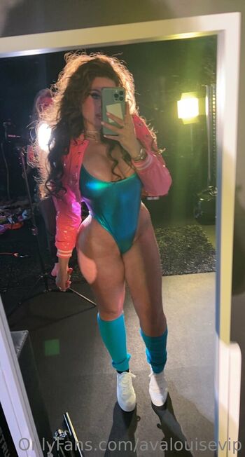 Ava louise 1 page 3 image