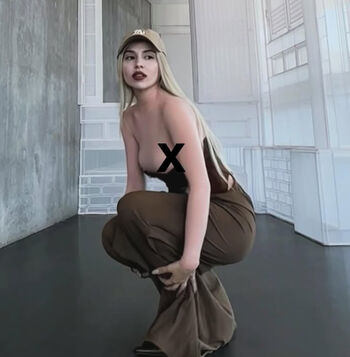 Ava max 1 page 2 image
