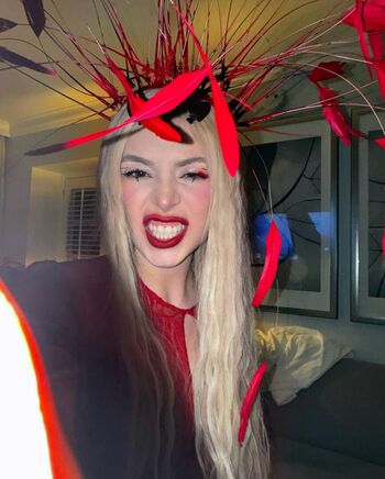 Ava max 1 page 2 image