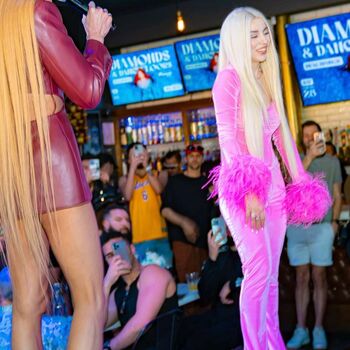 Ava max 1 image