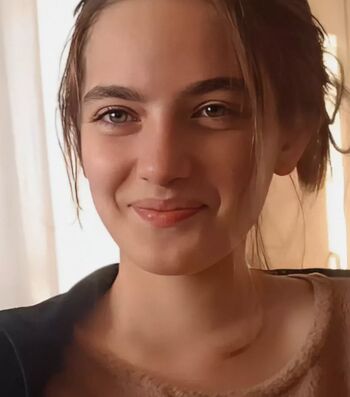 Ava yaman image