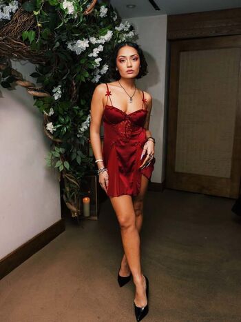 Avani gregg page 2 image