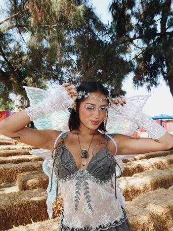 Avani gregg image