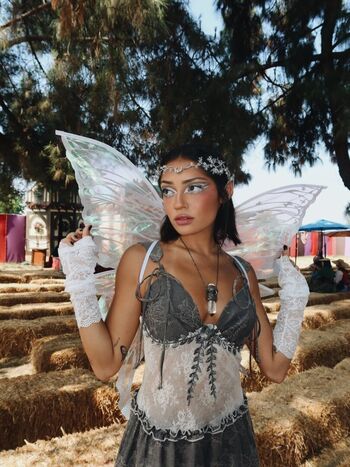 Avani gregg image