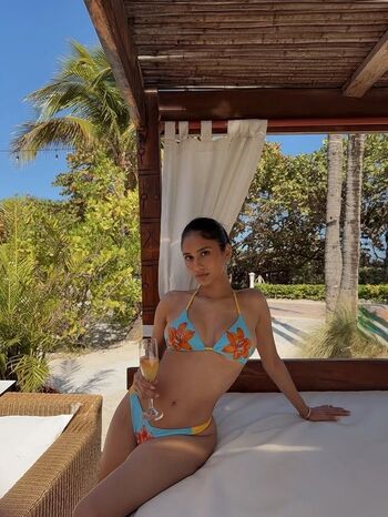 Aviva mehta image
