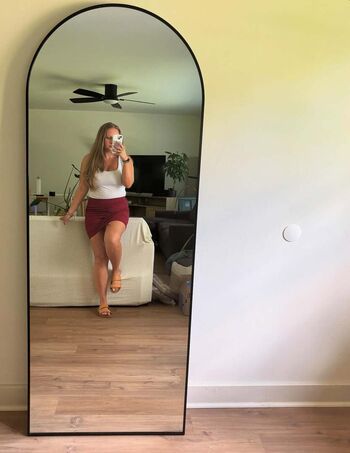 Awalmartparkinglott image