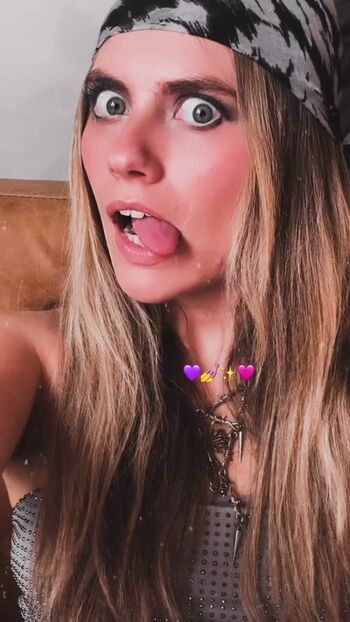 Axelle maga image