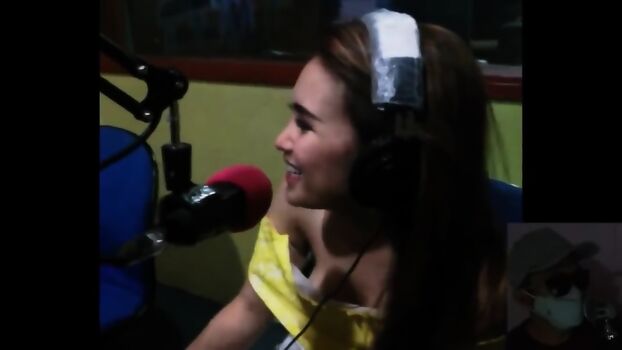 Ayu tingting image