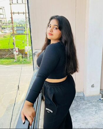 Ayushi bhardwaj page 2 image
