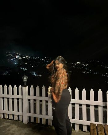 Ayushi bhardwaj image