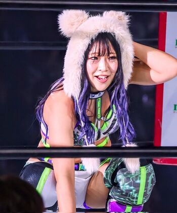 Azm image