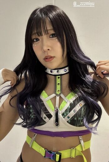Azm image