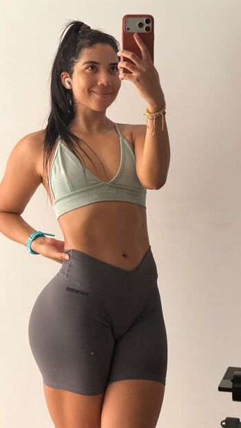 Azucena cantillo image