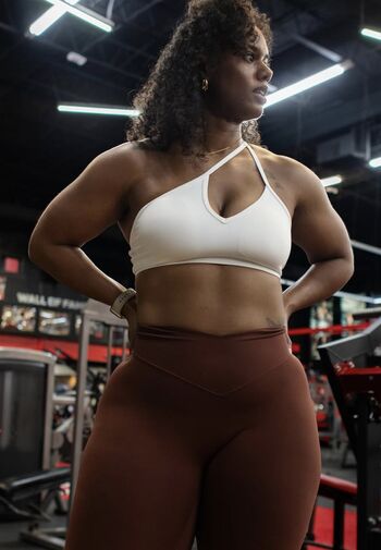 Babygurldessie image