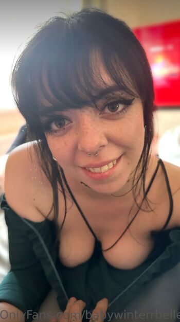 Babywinterbelle image