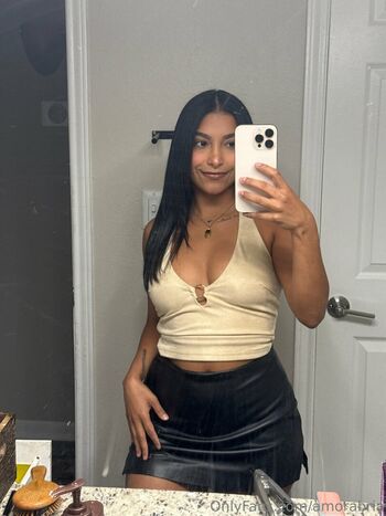 Baddiebrii image