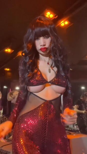 Bai ling 1 image