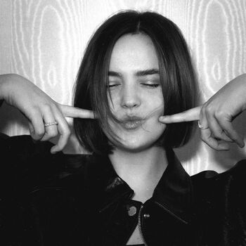 Bailee madison image