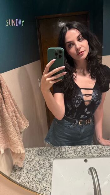 Bailey meyers image