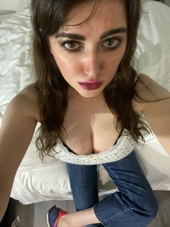 Baileymoonposting image