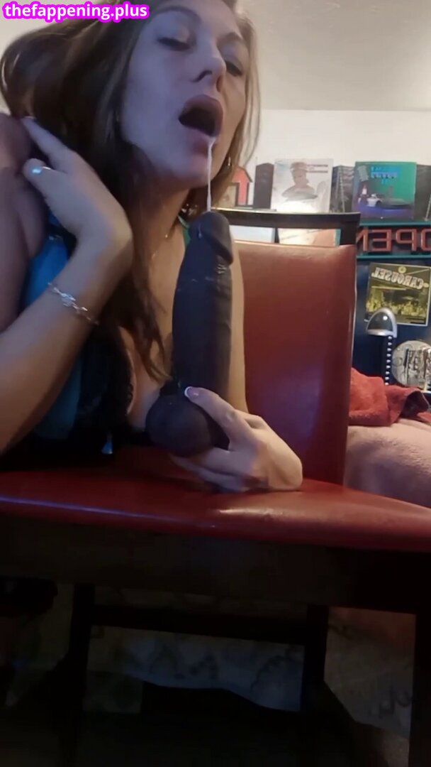 BBC Dildo Solos / Riding / Stroking / Sucking / etc. / https: / lyssaoficiall / talitasilvx Foto OnlyFans Nuda #281