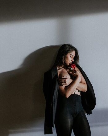 Beatriz oliveira image