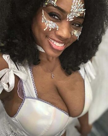 Beckybrowngurl image