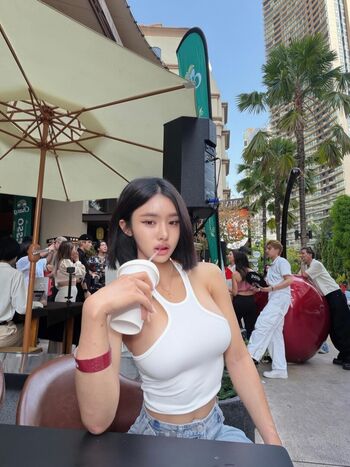 Beebell prapatsorn theethatburee image