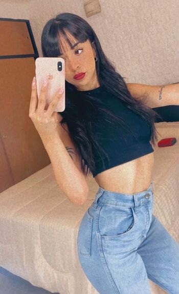 Belen zenteno image