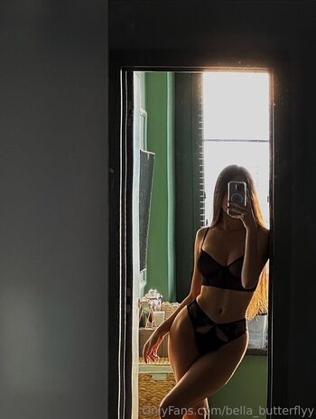 bella_butterflyy