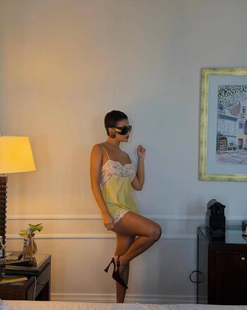 Bella campos image