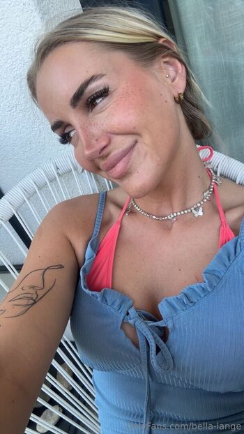 Bella Lange