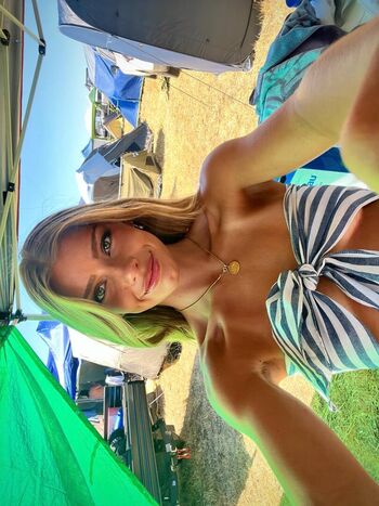 Bella laverock image