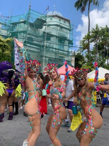 Bella laverock image