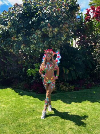 Bella laverock image