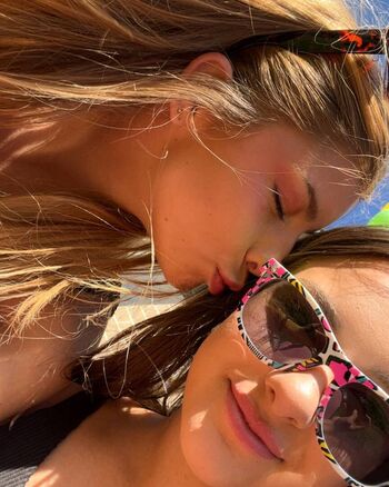 Bella laverock image