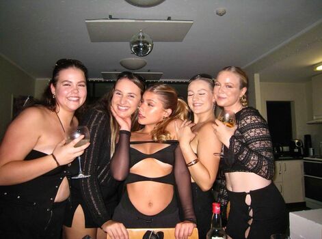 Bella laverock image