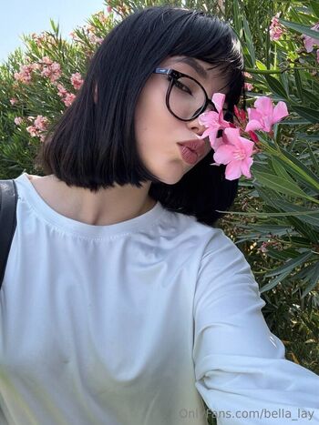 bella_lay