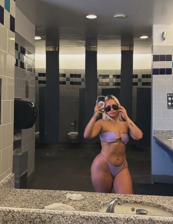 Bella thiccc image