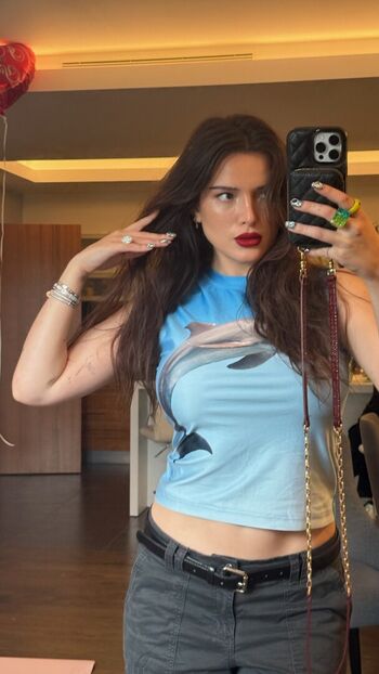 Bella thorne 1 page 3 image