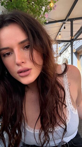 Bella thorne 1 page 2 image