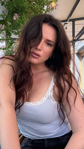 Bella thorne 1 page 2 image