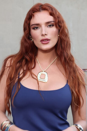 Bella thorne 1 page 2 image