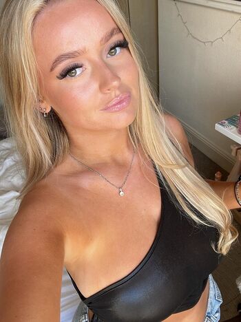 Bella turner image