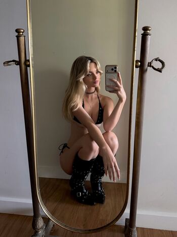 Bellashhh 1 page 2 image