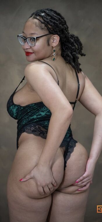 Belle bottomz image