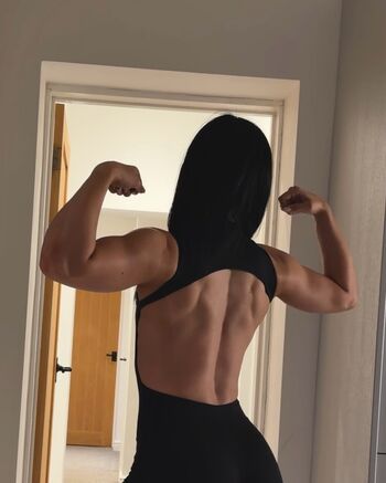 Beth fitnessuk 1 image