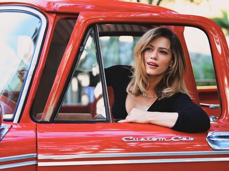 Bethany joy lenz image